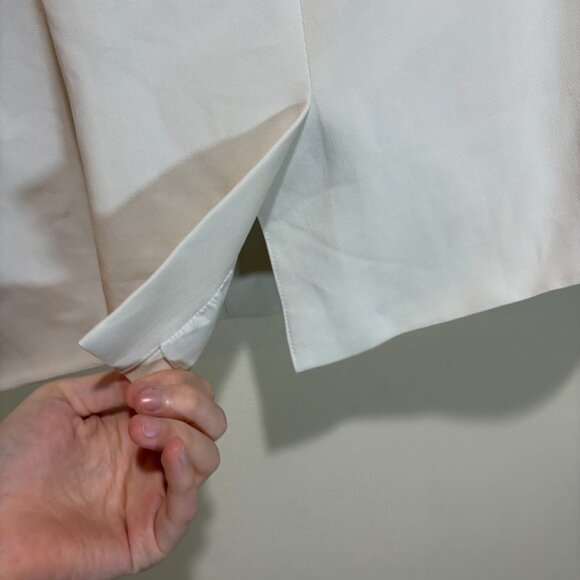 Cinq a Sept Khloe Crepe 3/4-Sleeve Blazer White - Picture 16 of 16